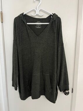 torrid Olive Green V‑Neck Hooded Pullover